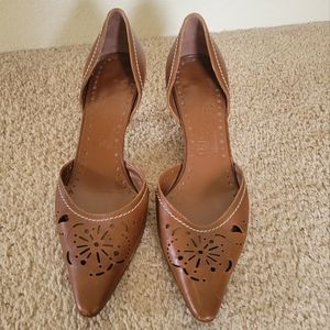 Salvatore ferragamo brown kitten heel laster cut pointed toe white stitch